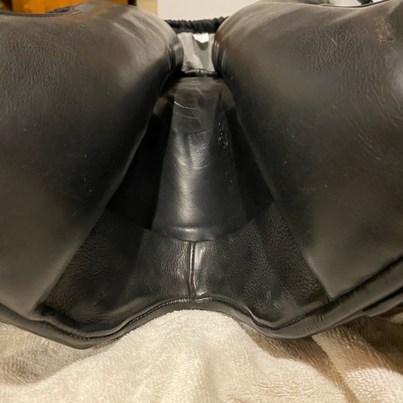 Custom Saddlery Steffen’s Advantage Dressage Saddle 17.5 M - Picture 15 of 16